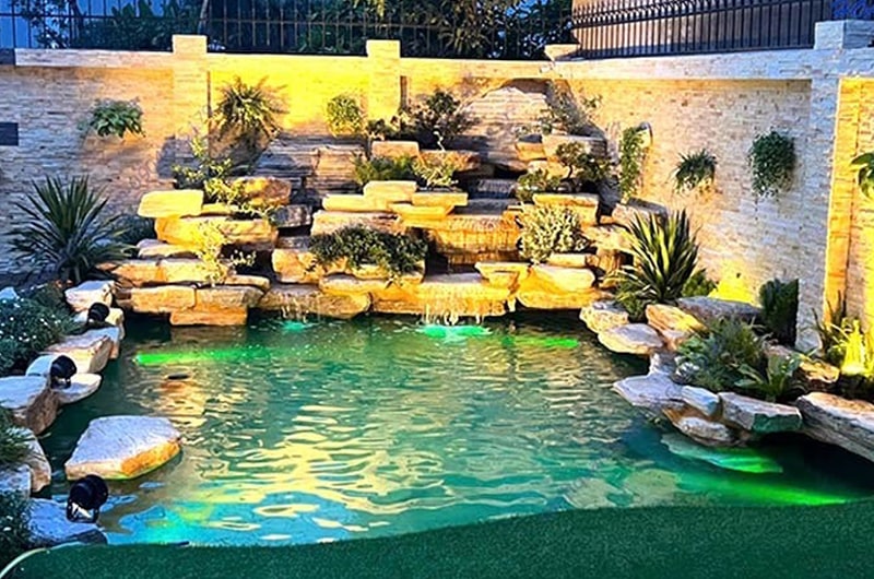 hòn non bộ hồ nuôi cá koi 2