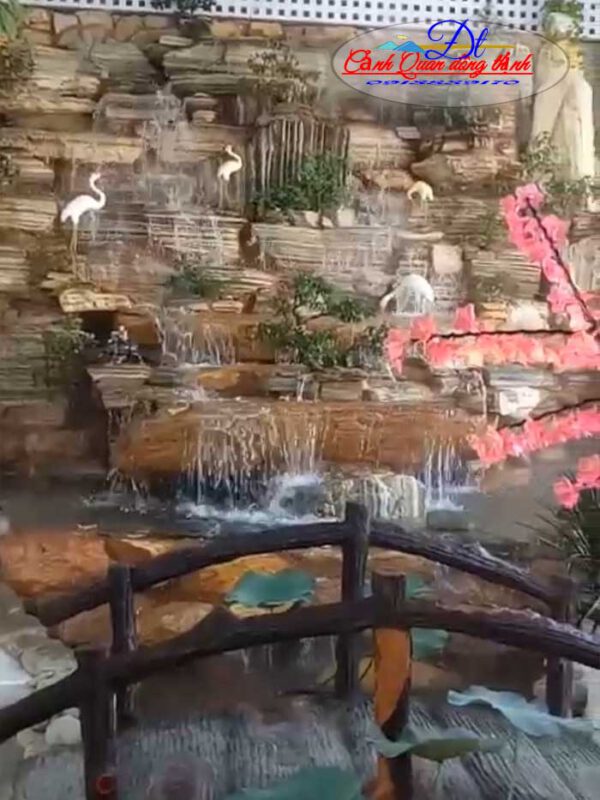 Hòn non bộ thác nước quán cafe 02