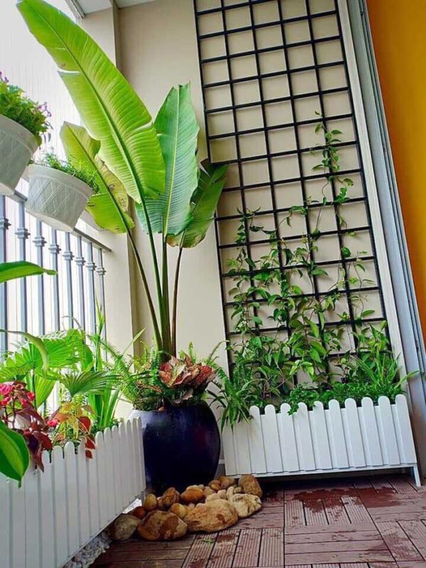 Trang trí ban công M6